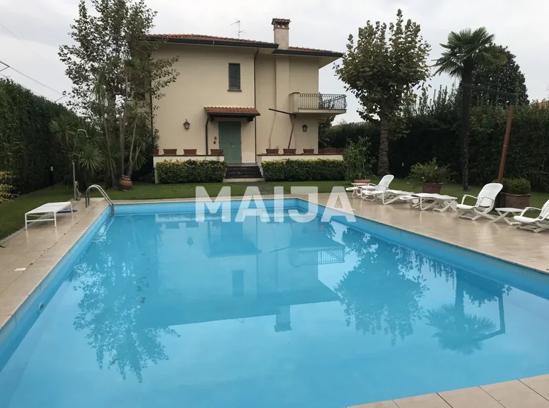 6 bedroom villa 300 m² Forte dei Marmi, Italy