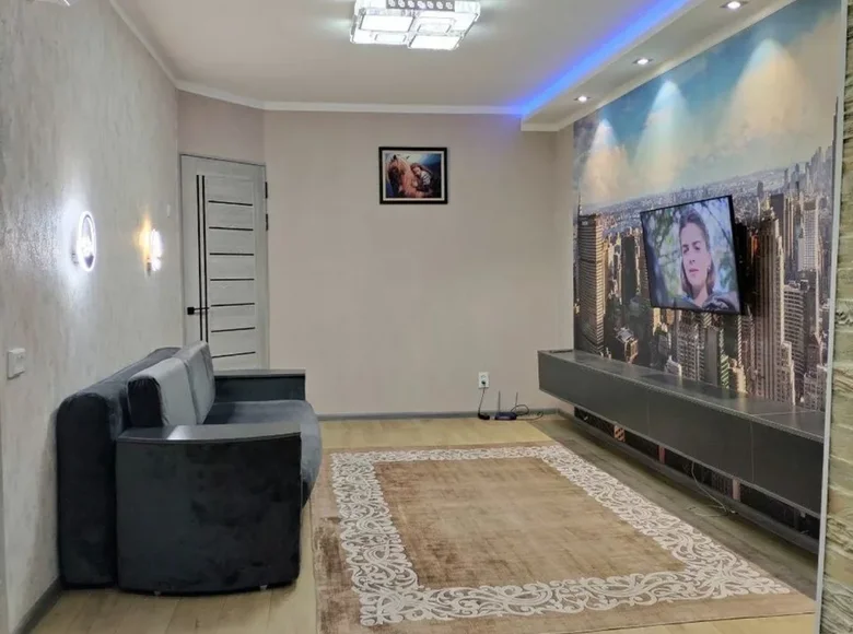 Kvartira 3 xonalar 57 m² Toshkentda