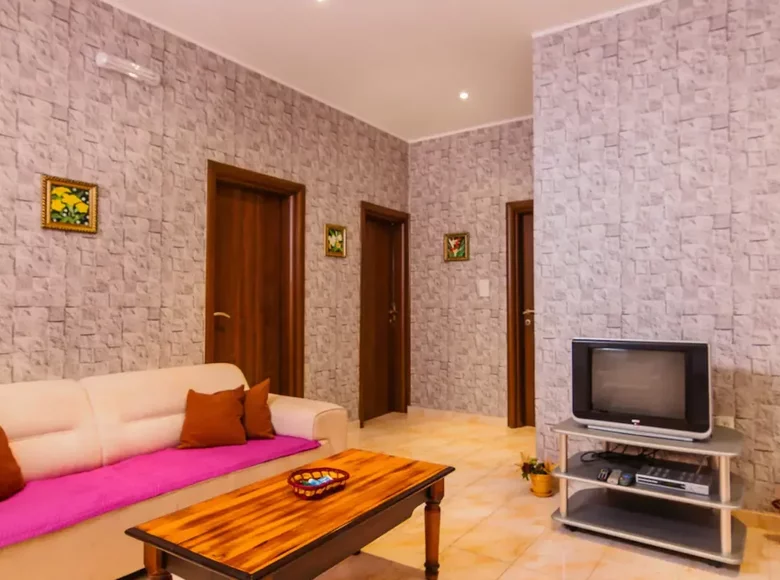 Mieszkanie 5 pokojów 94 m² Kotor, Czarnogóra