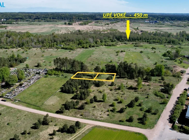 Land  Melekonys, Lithuania