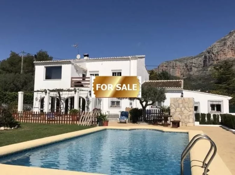 6 bedroom villa 300 m² Javea, Spain