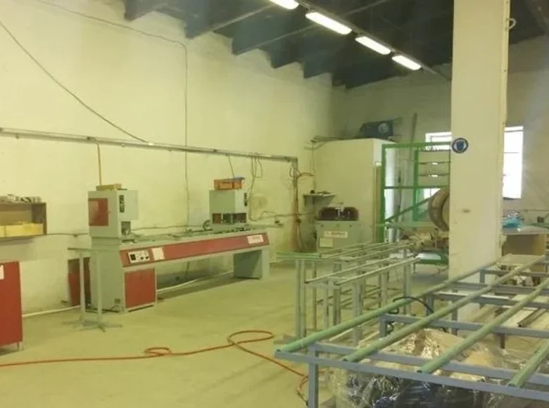 Nieruchomości inwestycyjne 1 440 m² Ryga, Łotwa