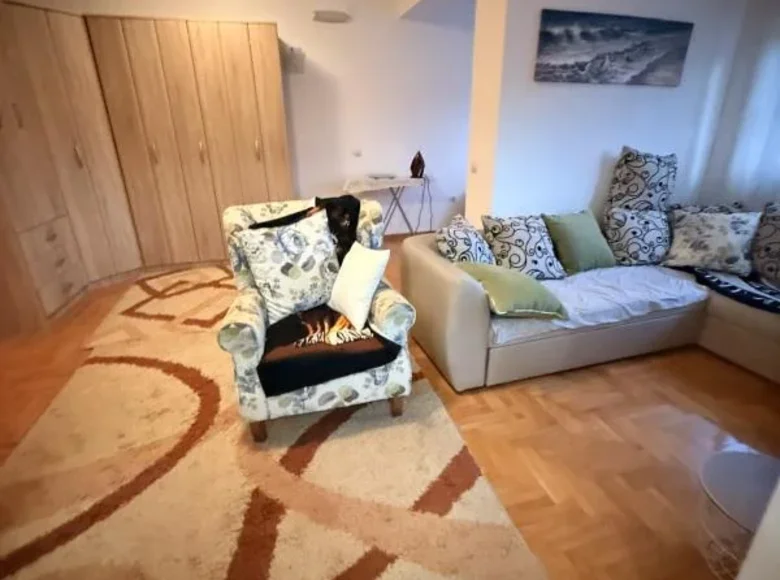 2 bedroom apartment 80 m² Budva, Montenegro