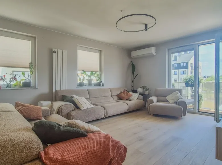 Квартира 4 комнаты 88 м² Познань, Польша