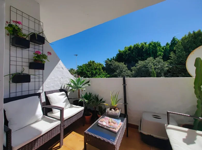 Wohnung 3 Schlafzimmer 131 m² Estepona, Spanien