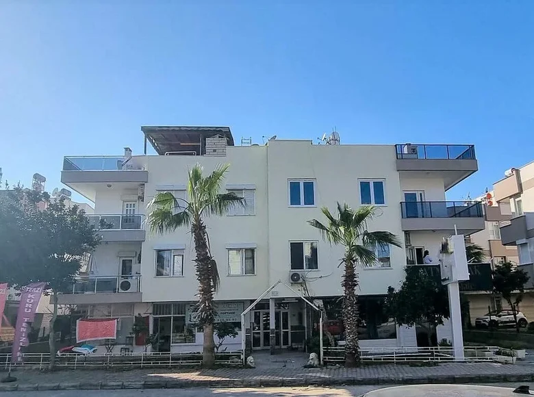 Dúplex 4 habitaciones 220 m² Muratpasa, Turquía