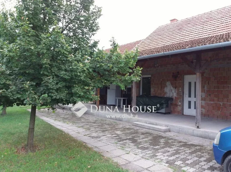 Cottage 100 m² Pest megye, Hungary