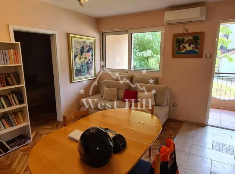 2 room apartment 65 m² Kotor, Montenegro