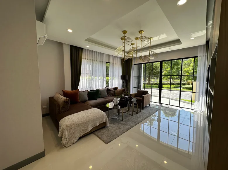 Villa de 4 habitaciones 250 m² Ban Bang Ku, Tailandia