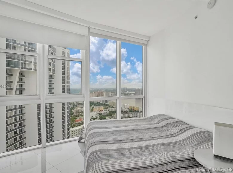 Mieszkanie 2 pokoi 123 m² Hrabstwo Miami-Dade, Stany Zjednoczone