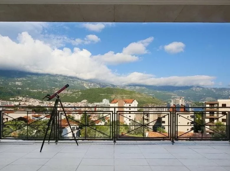 Dom 6 pokojów 476 m² Budva, Czarnogóra