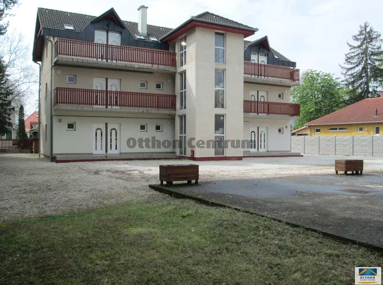 Casa 18 habitaciones 450 m² Balatonlelle, Hungría
