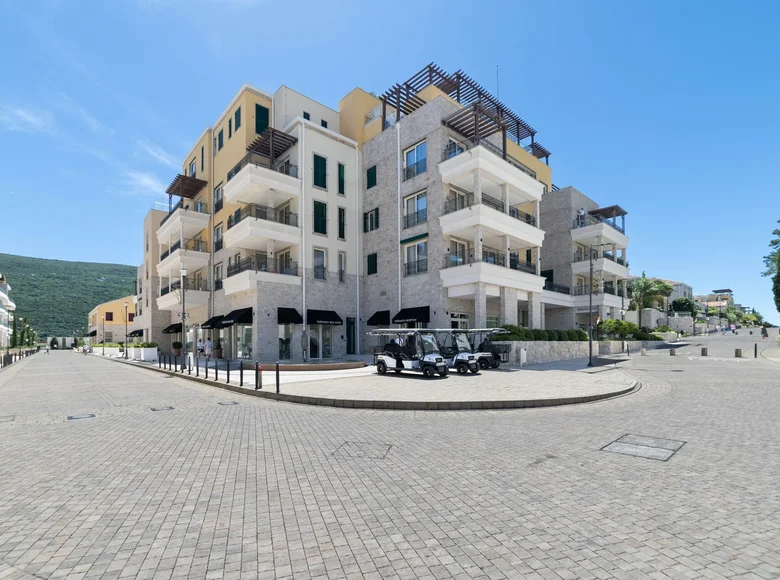 Квартира 2 комнаты 88 м² Кумбор, Черногория