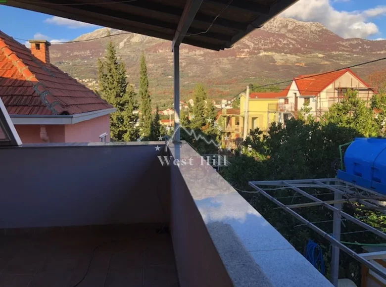 Haus 4 Zimmer 120 m² Dobra Voda, Montenegro