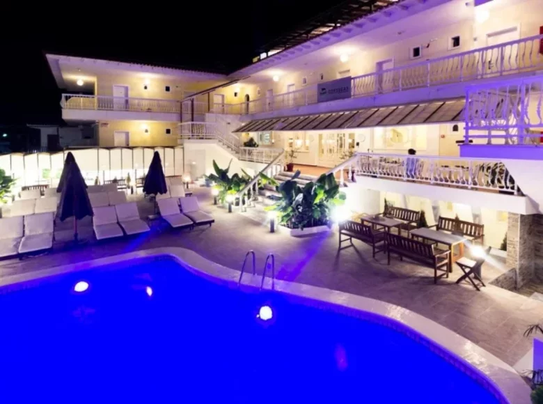 Hotel 1 282 m² Polychrono, Griechenland