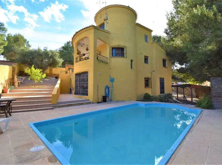 6 bedroom villa 180 m² Orihuela, Spain