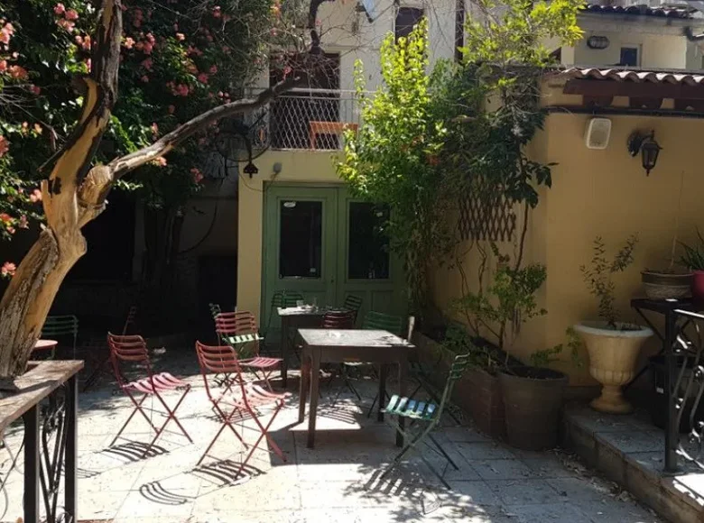 Commercial property 265 m² in Nicosia, Cyprus