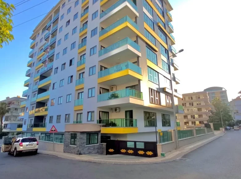 Mieszkanie 2 pokoi 60 m² Muratpasa, Turcja