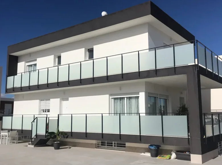 4 bedroom Villa 197 m² Santa Pola, Spain