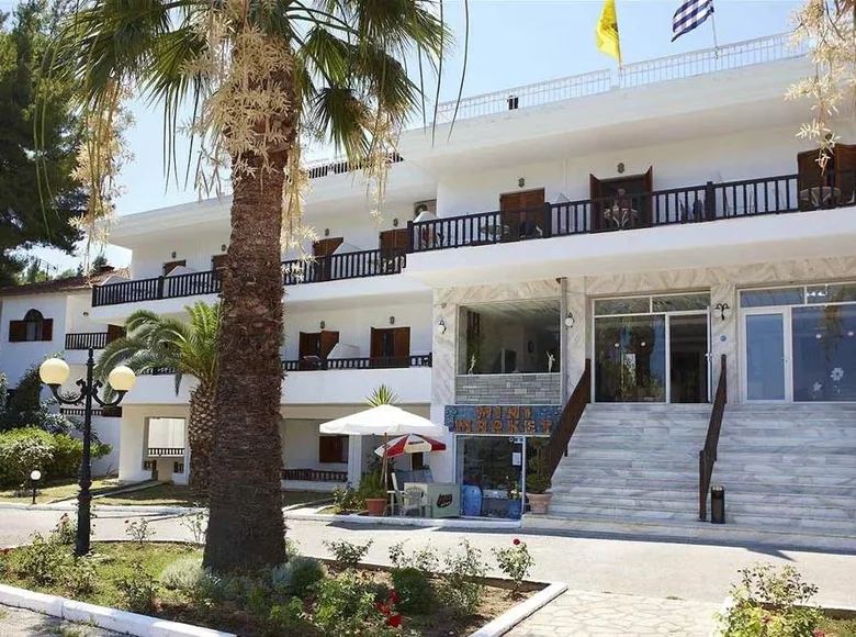 Hotel 1 000 m² en Kriopigi, Grecia