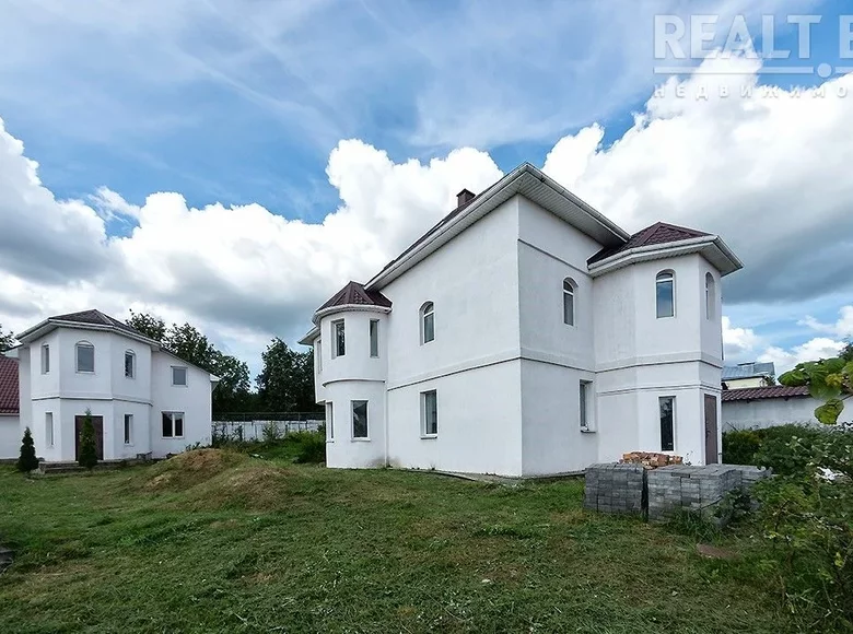 Dom wolnostojący 468 m² Mińsk, Białoruś