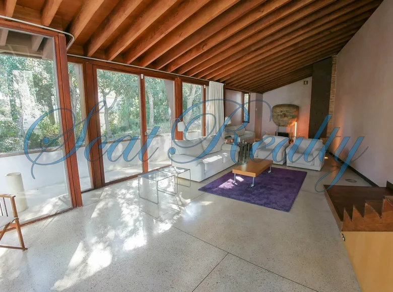 villa de 5 dormitorios 3 500 m² Helechosa de los Montes, España