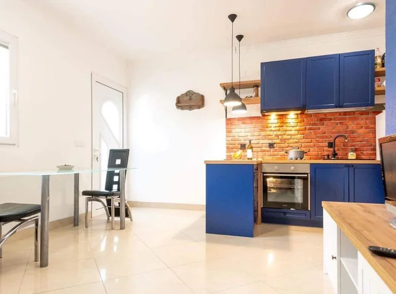 Wohnung 1 Schlafzimmer  Lepetane, Montenegro