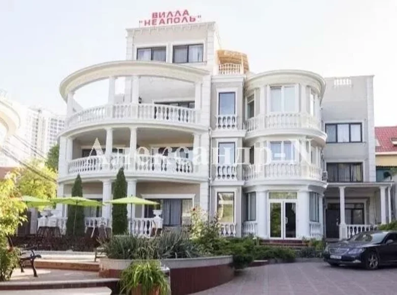 Отель 1 000 м² Одесса, Украина