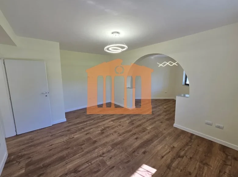 2 bedroom apartment 95 m² Albania, Albania