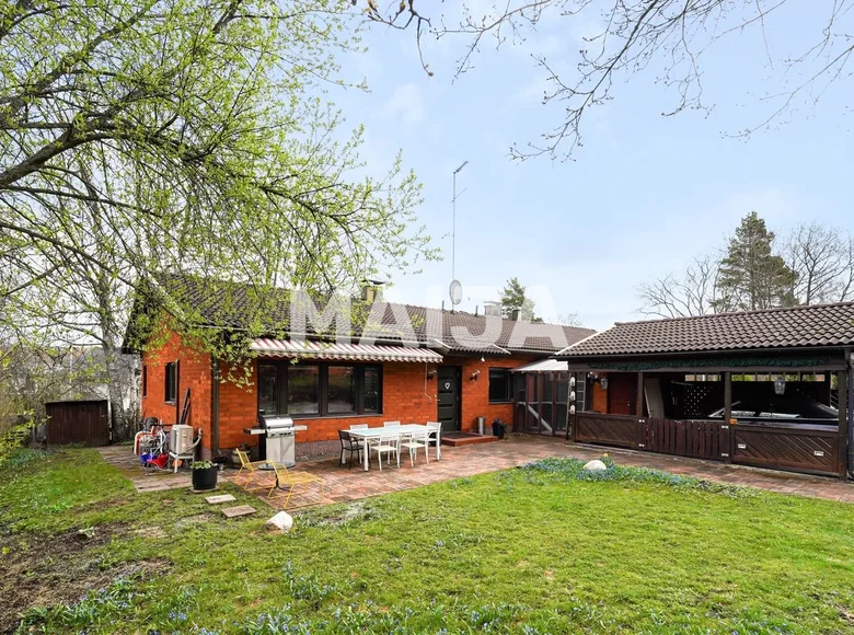 3 bedroom house 115 m² Helsinki sub-region, Finland