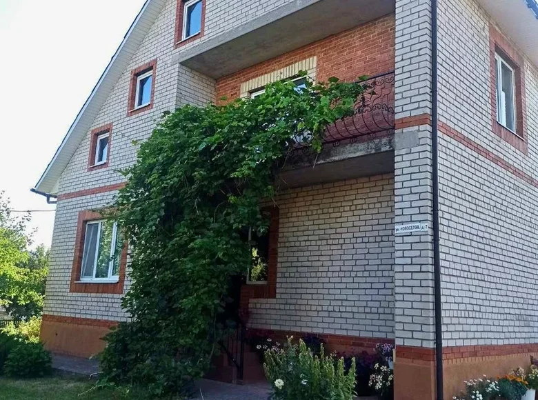 Dom 241 m² Alhova, Białoruś