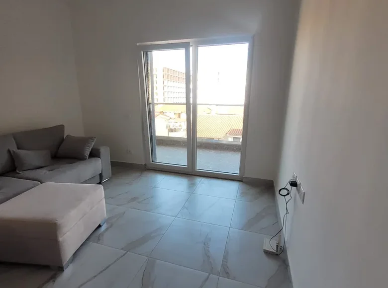 Mieszkanie 1 pokój 75 m² Bashkia Durres, Albania