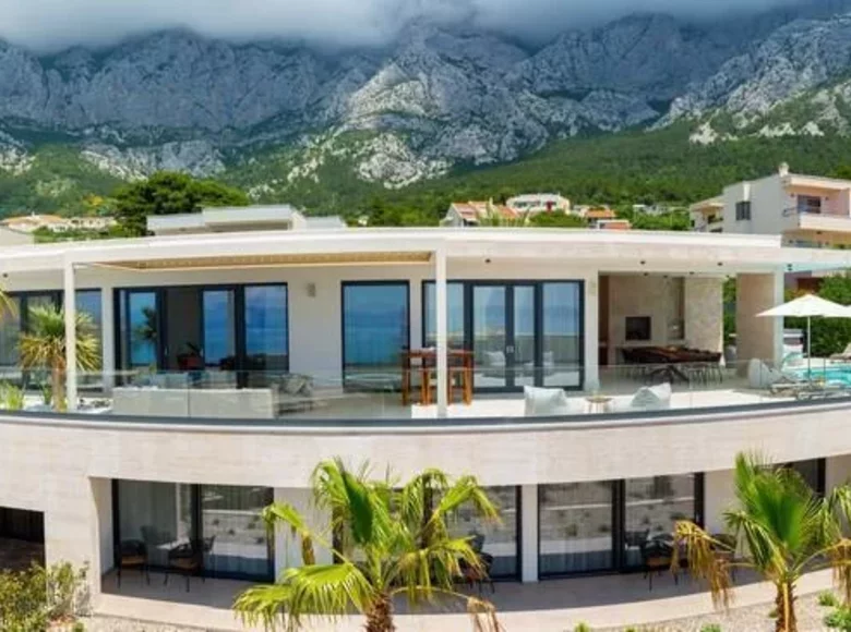 3-Schlafzimmer-Villa 409 m² Makarska, Kroatien