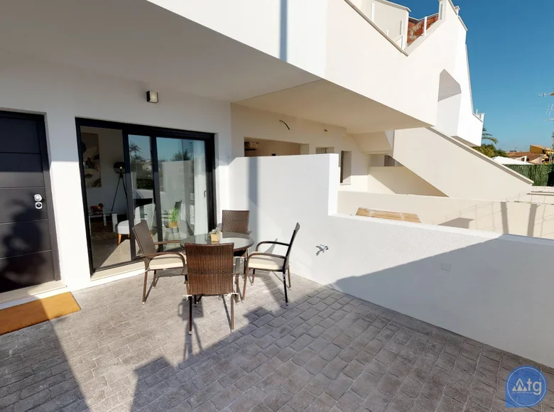 Mieszkanie 2 pokoi 72 m² San Pedro del Pinatar, Hiszpania