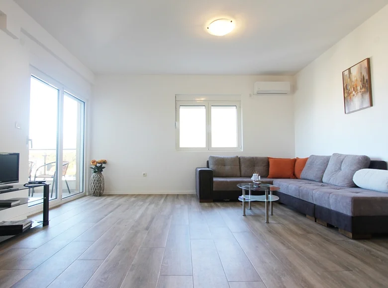 Wohnung 1 Schlafzimmer  Rafailovici, Montenegro