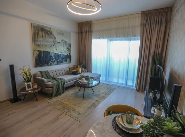 Квартира 4 комнаты 105 м² Дубай, ОАЭ