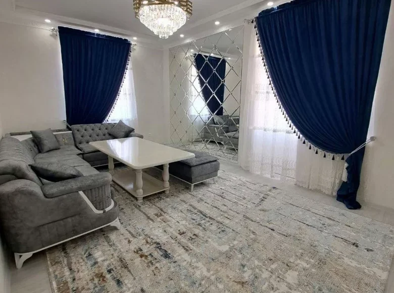 Kvartira 3 xonalar 86 m² Samarqandda