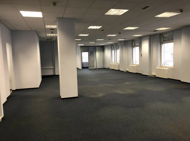 Pomieszczenie biurowe 777 m² Central Administrative Okrug, Rosja