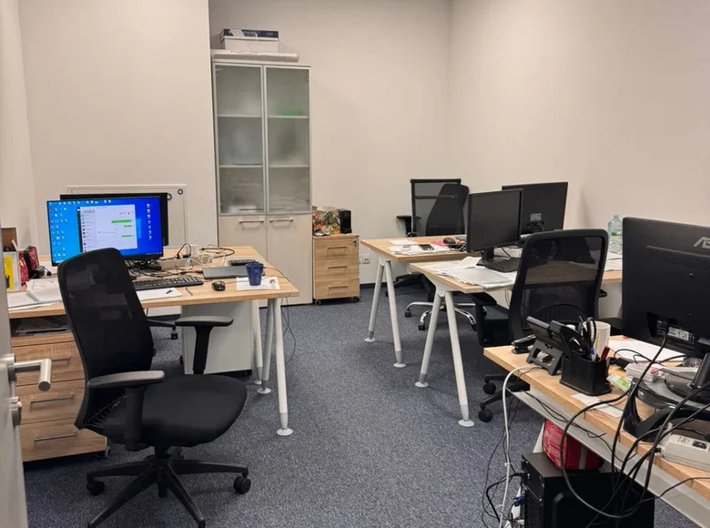 Pomieszczenie biurowe 1 016 m² Moskwa, Rosja
