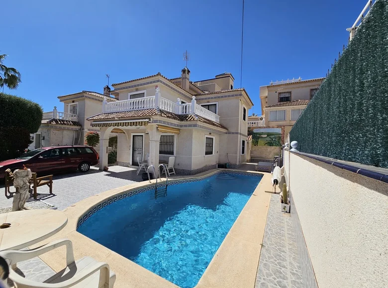 4-Zimmer-Villa 129 m² Orihuela, Spanien