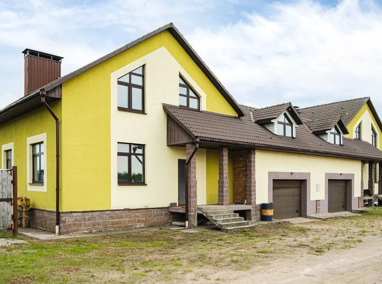 Cottage 10 bedrooms 485 m² Haradzishcha, Belarus