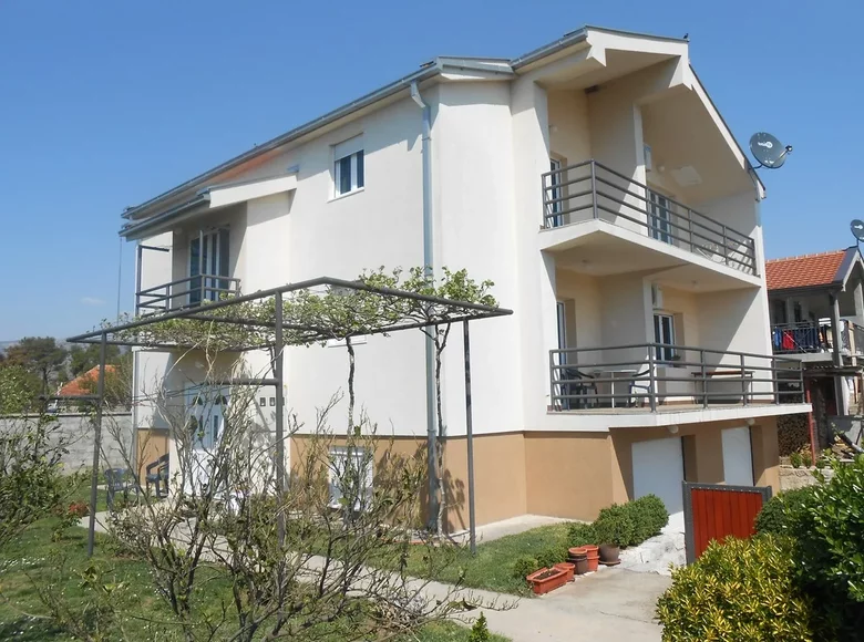 Maison 7 chambres 355 m² Podgorica, Monténégro