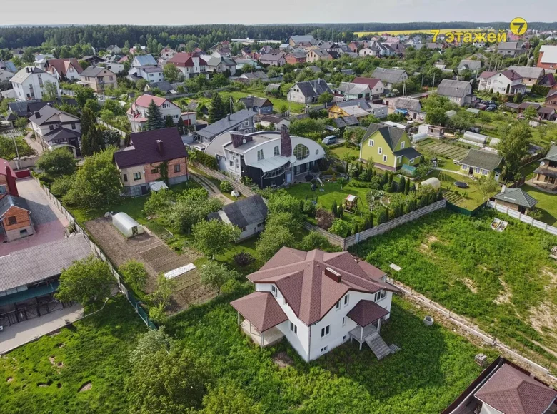 House 321 m² Borovlyany, Belarus