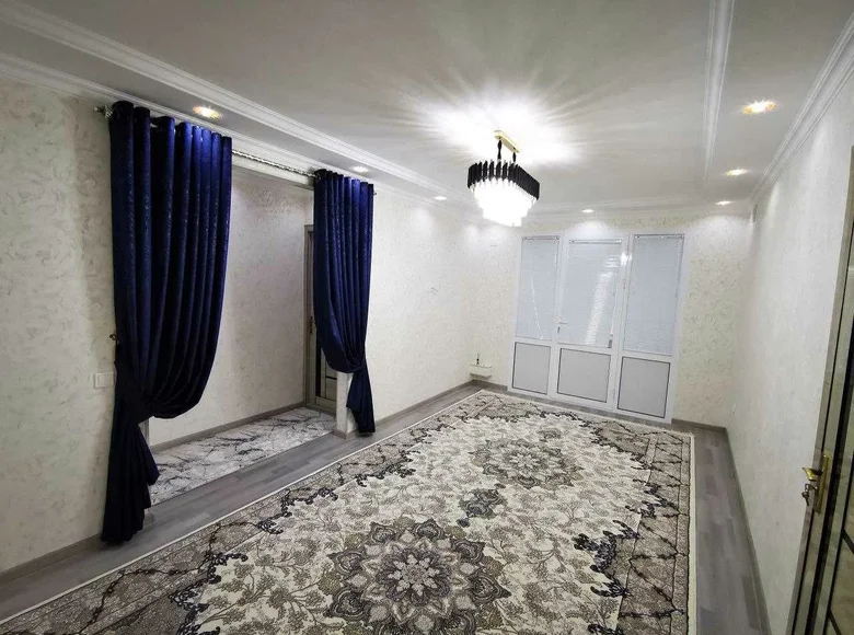 Kvartira 3 xonalar 47 m² Samarqandda