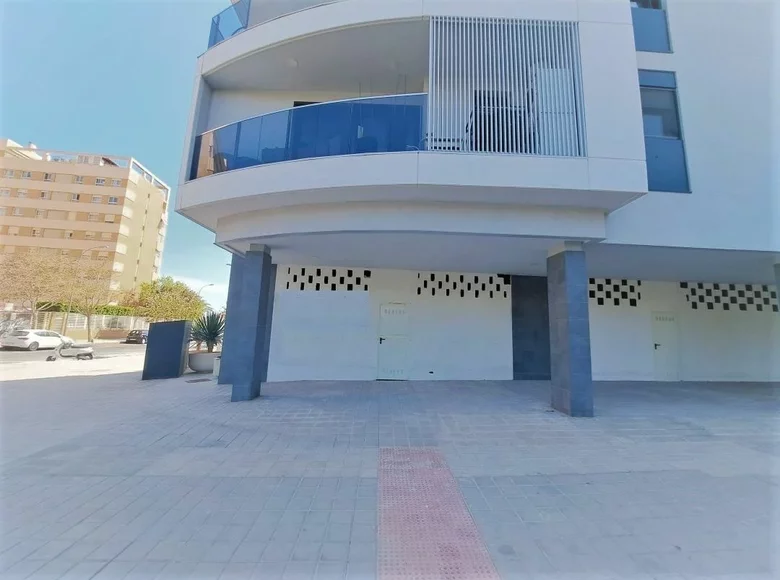 Nieruchomości komercyjne 99 m² Alicante, Hiszpania