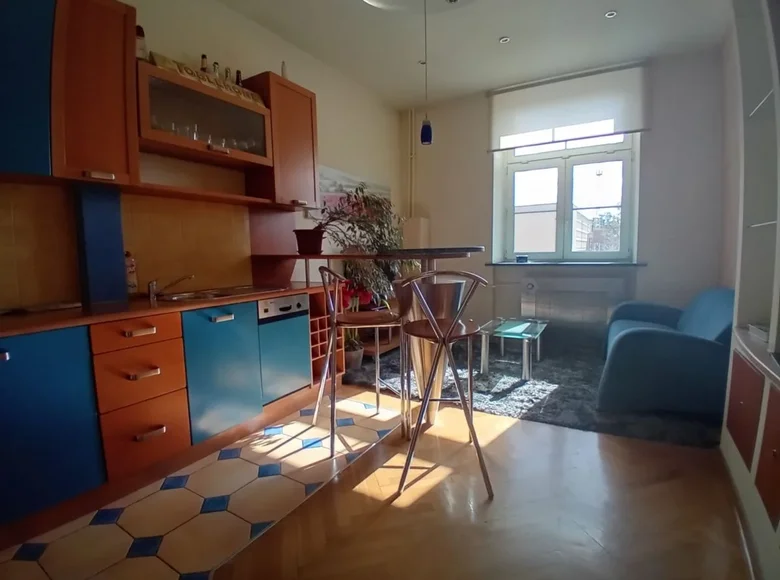 2 room apartment 60 m² in Warsaw, Poland