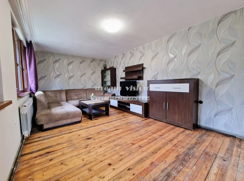 House 326 m² Izgrev, Bulgaria