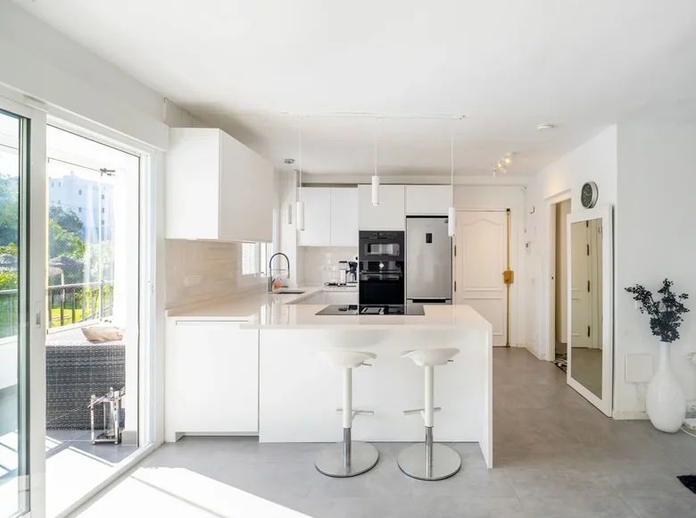 Apartamento 2 habitaciones 69 m² Arona, Španjolska