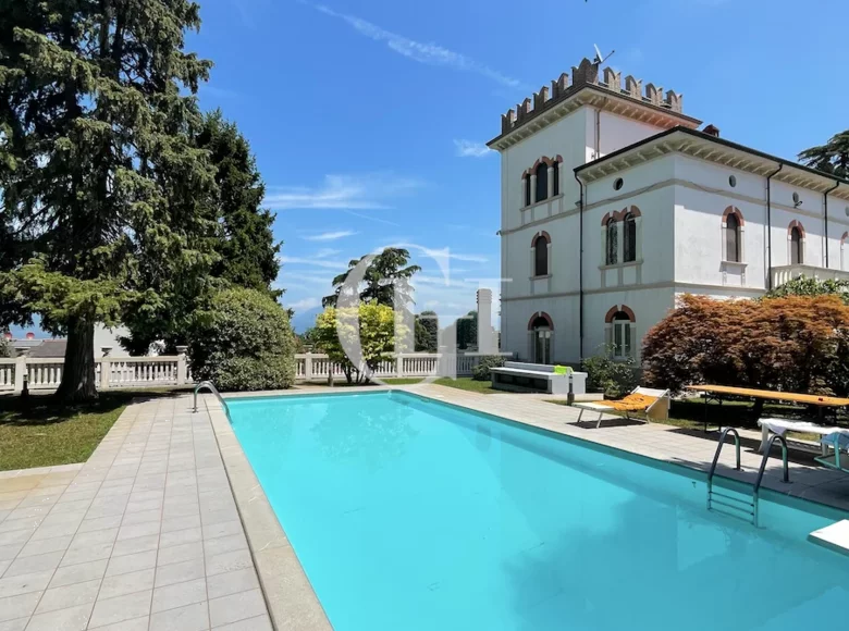 Villa 10 chambres 525 m² Desenzano del Garda, Italie