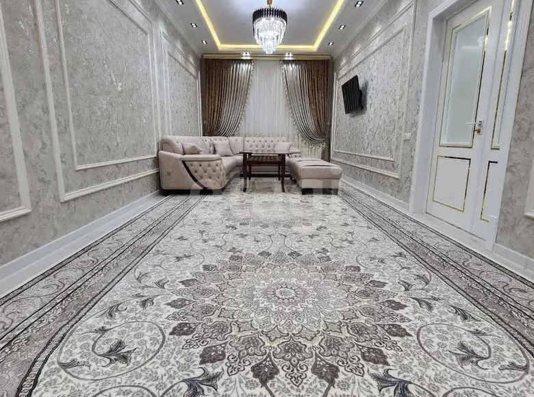 Kvartira 3 xonalar 85 m² Samarqandda